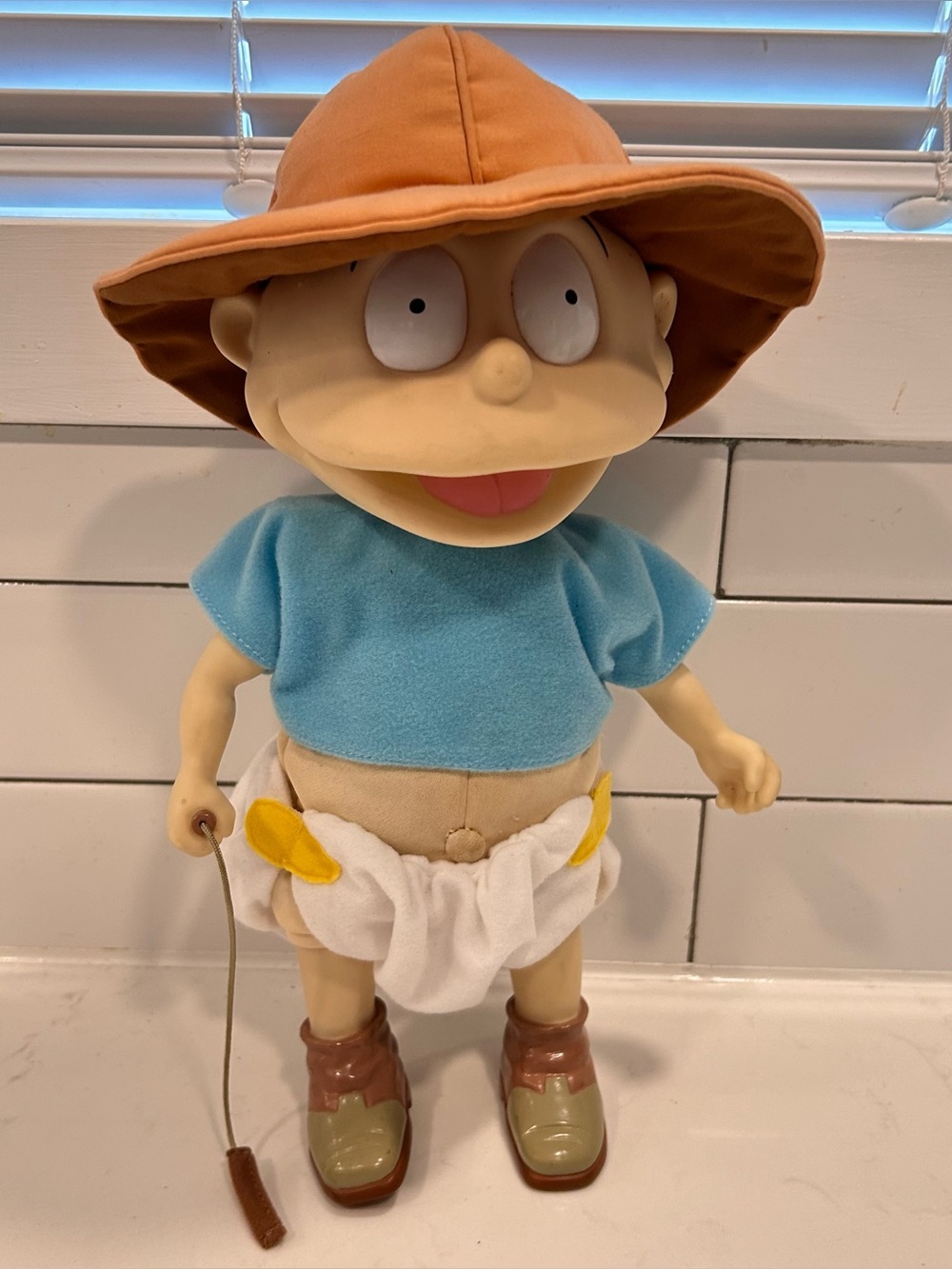 1998 Rugrats TO THE RESCUE TOMMY Pickles Safari Doll 13" Plush Whip Action